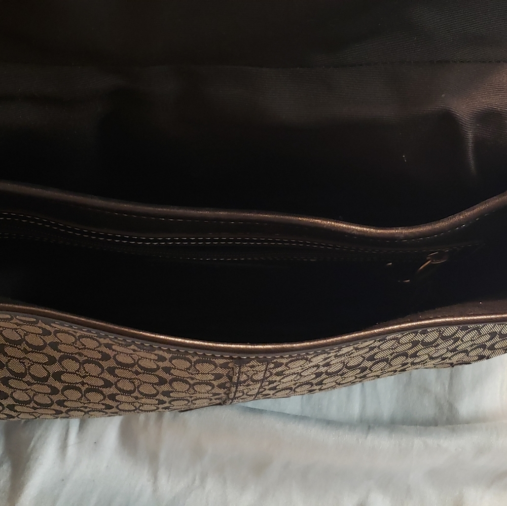 COACH Signature SOHO Hobo Bag in Black - Picture 5 of 6